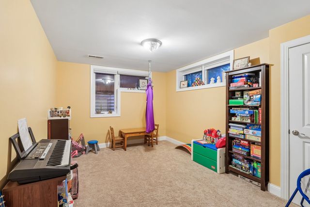 2811 N 75th Avenue, Elmwood Park, IL 60707