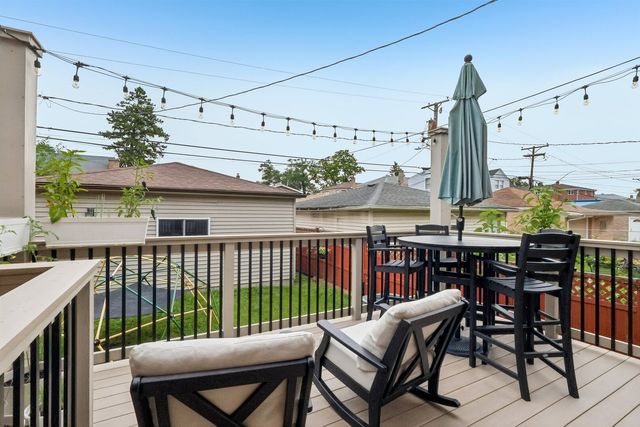 2811 N 75th Avenue, Elmwood Park, IL 60707