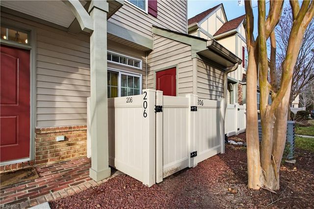 206 Blue Heron TRL, Carrollton, VA 23314