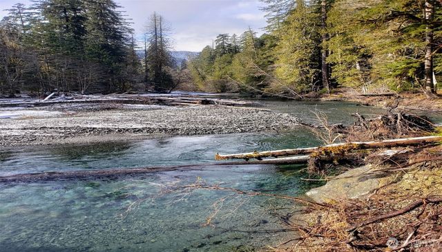 1220 N Cod Place, Hoodsport, WA 98548