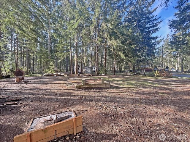 1220 N Cod Place, Hoodsport, WA 98548