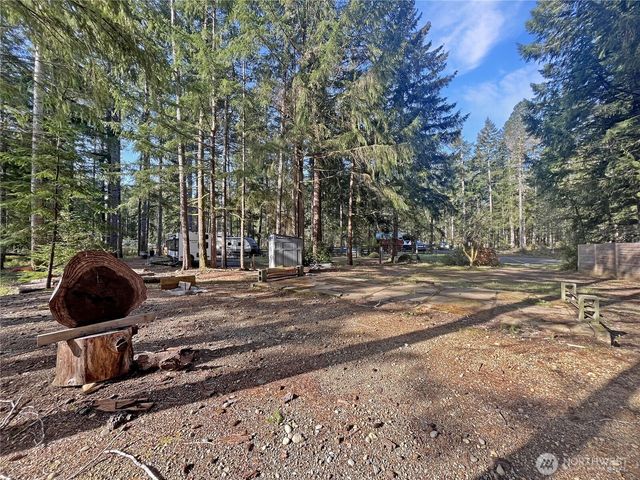 1220 N Cod Place, Hoodsport, WA 98548
