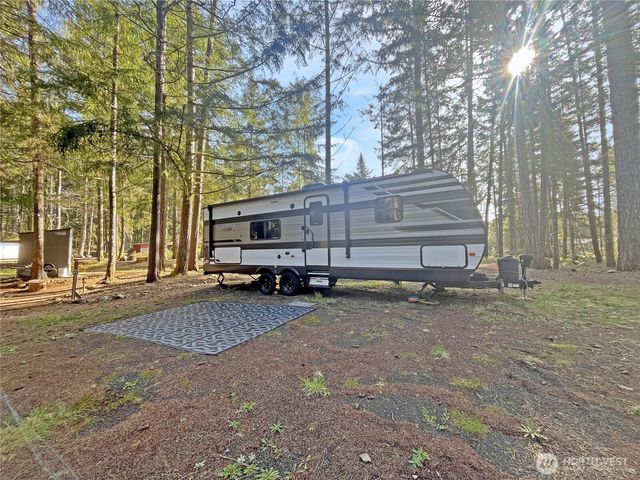 1220 N Cod Place, Hoodsport, WA 98548