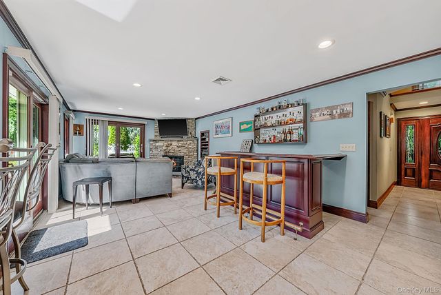 174 Dix Hills Road, Dix Hills, NY 11746