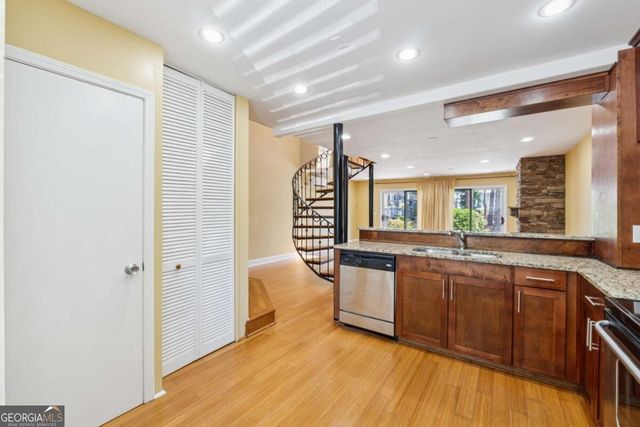 1023 Riverbend Club Drive SE 23, Atlanta, GA 30339