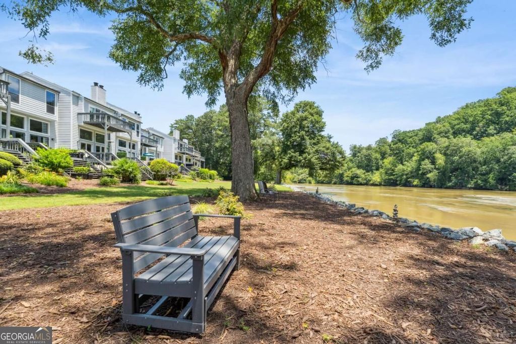 1023 Riverbend Club Drive SE 23, Atlanta, GA 30339 — photo 2