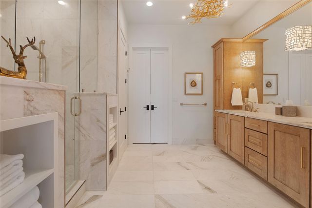 207 Florentine, Horseshoe Bay, TX 78657