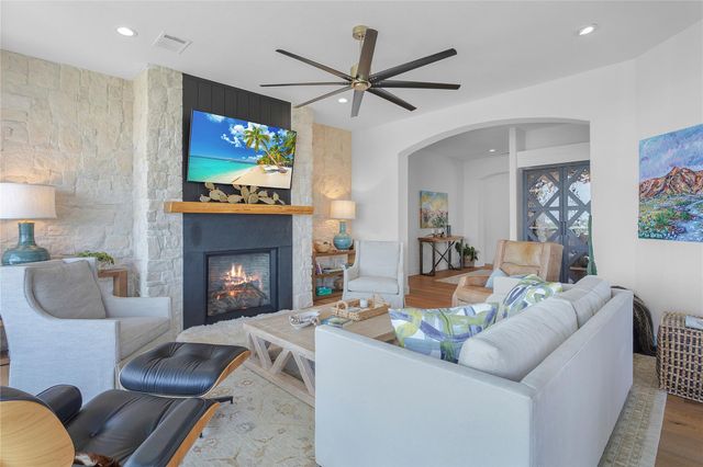 207 Florentine, Horseshoe Bay, TX 78657