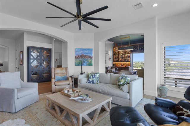 207 Florentine, Horseshoe Bay, TX 78657