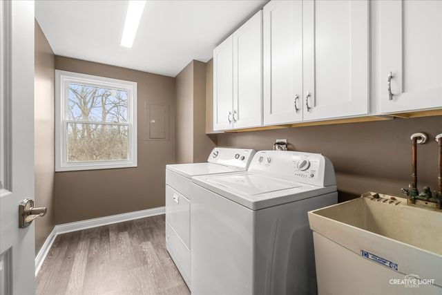 43 N Walnut Court, Streamwood, IL 60107