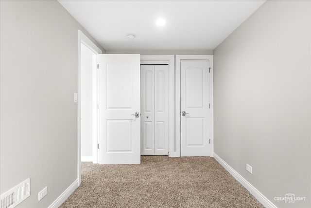 43 N Walnut Court, Streamwood, IL 60107