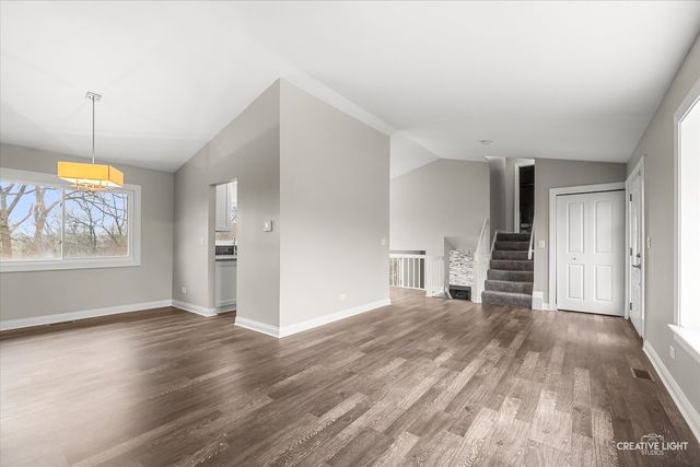 43 N Walnut Court, Streamwood, IL 60107