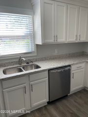 3677 WALSH Street, Jacksonville, FL 32205