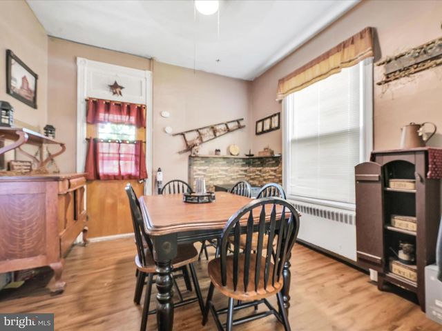 937 POTTSVILLE ST, Pottsville, PA 17901