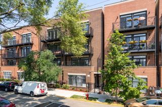 3130 W Walton Street 2, Chicago, IL 60622