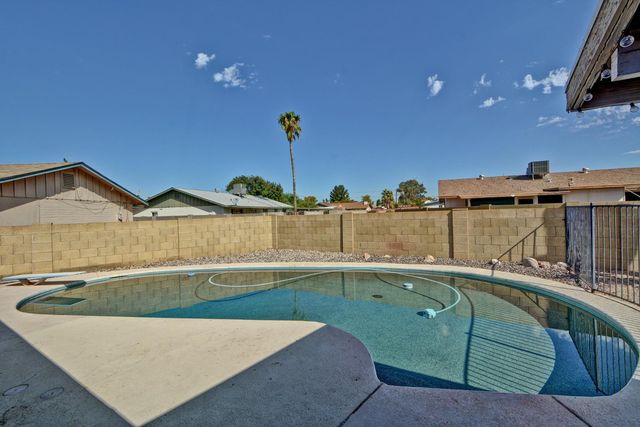 3344 W Yucca Street, Phoenix, AZ 85029