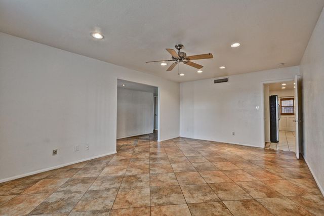 3344 W Yucca Street, Phoenix, AZ 85029