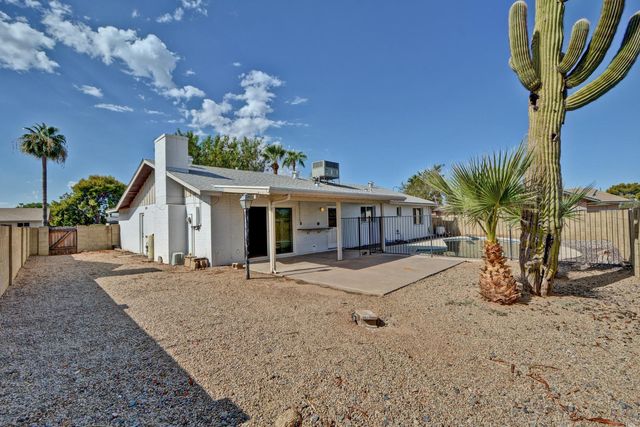3344 W Yucca Street, Phoenix, AZ 85029