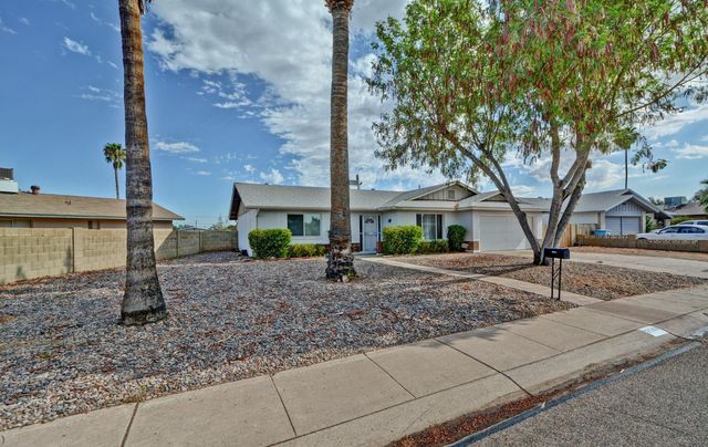 3344 W Yucca Street, Phoenix, AZ 85029