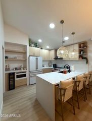 4848 N 36TH Street 207, Phoenix, AZ 85018
