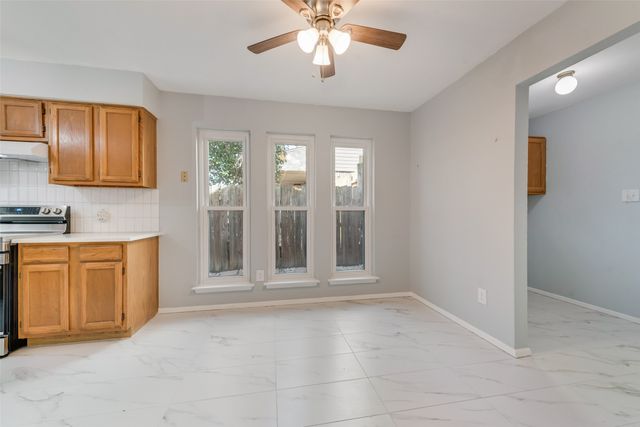 4154 Emerson Drive, Grand Prairie, TX 75052