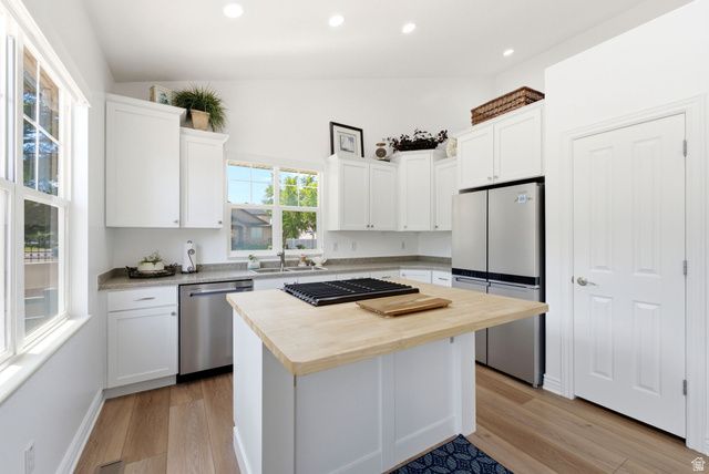 11301 S BLUE ROAN LN, Sandy, UT 84092