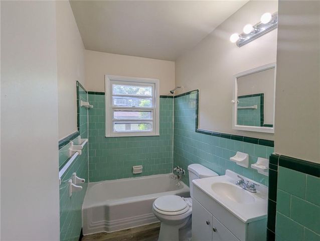 2820 Cardo Drive NW, Atlanta, GA 30318