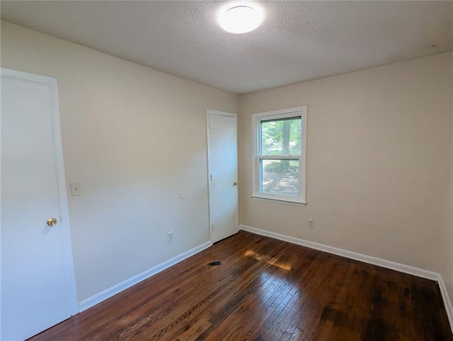 2820 Cardo Drive NW, Atlanta, GA 30318
