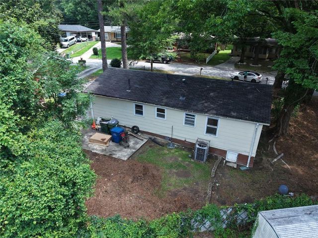 2820 Cardo Drive NW, Atlanta, GA 30318