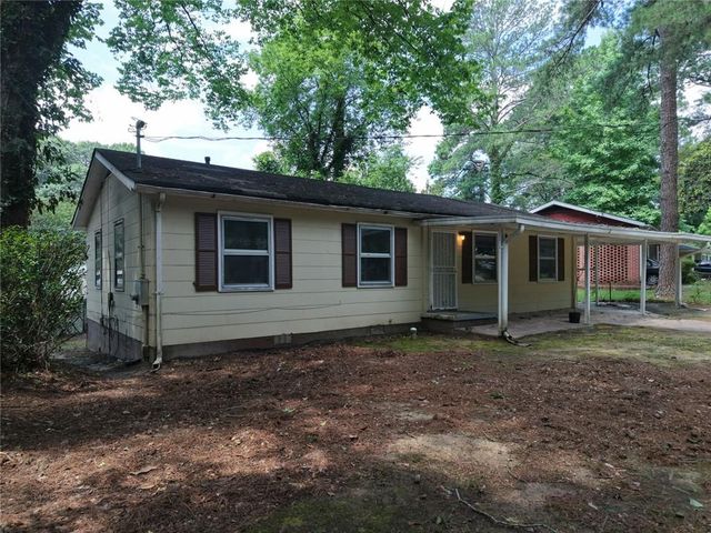 2820 Cardo Drive NW, Atlanta, GA 30318