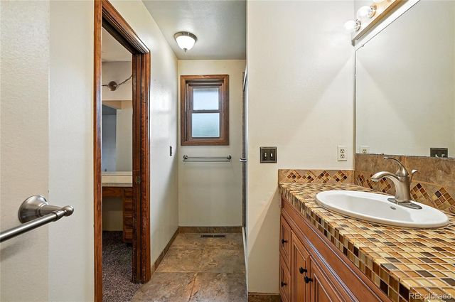 4600 Grove Street, Denver, CO 80211