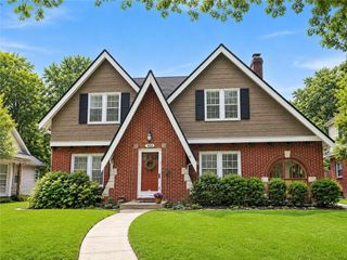 420 E 74th Street, Kansas City, MO 64131