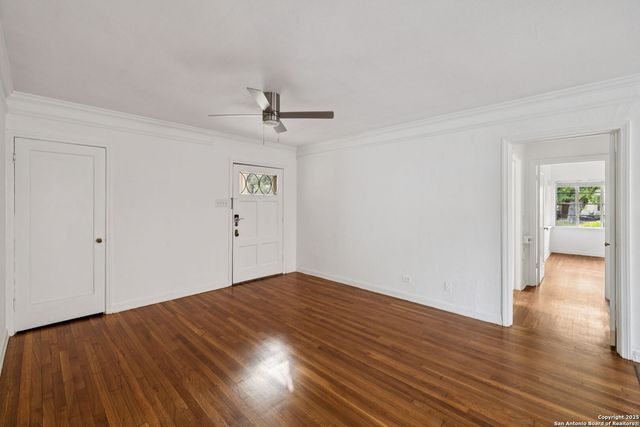 515 E Olmos Dr Apt 2, Olmos Park, TX 78212