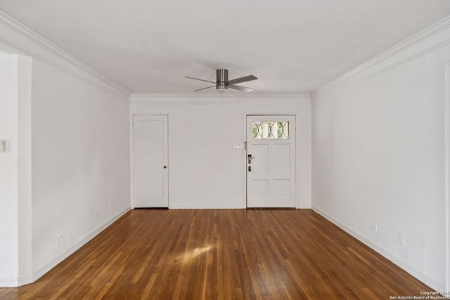 515 E Olmos Dr Apt 2, Olmos Park, TX 78212