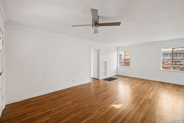 515 E Olmos Dr Apt 2, Olmos Park, TX 78212