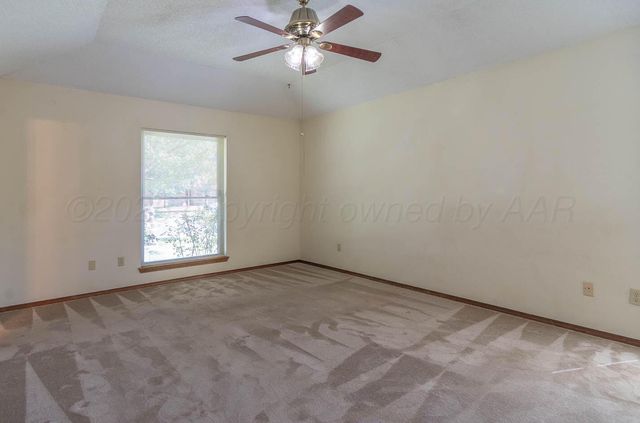 8306 OLYMPIA Drive, Amarillo, TX 79110