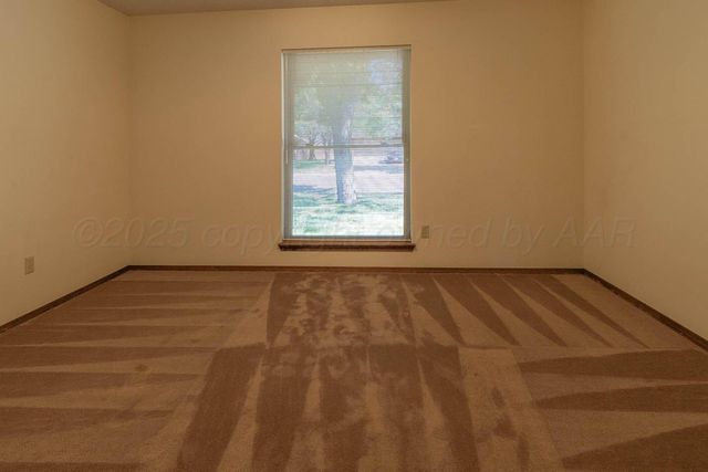 8306 OLYMPIA Drive, Amarillo, TX 79110