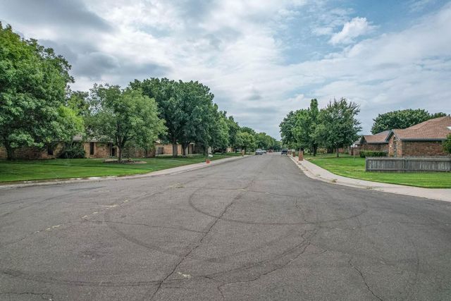 8306 OLYMPIA Drive, Amarillo, TX 79110