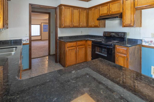 8306 OLYMPIA Drive, Amarillo, TX 79110