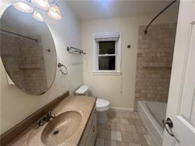 1273 Channel Park SW, Marietta, GA 30064