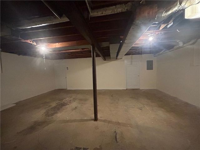 1273 Channel Park SW, Marietta, GA 30064