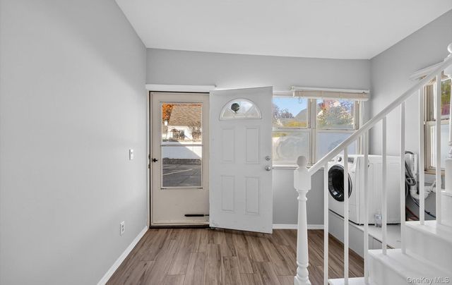 132 S Terrace Place, Valley Stream, NY 11580