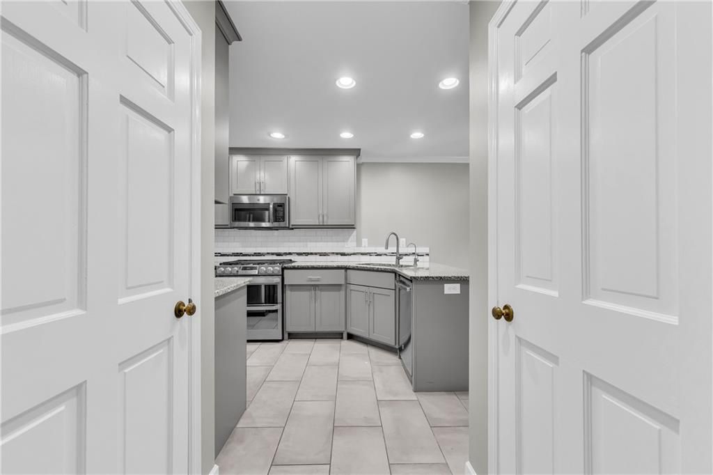 Image 28 of property listing at 1493 Ashford Place NE, Atlanta, GA 30319