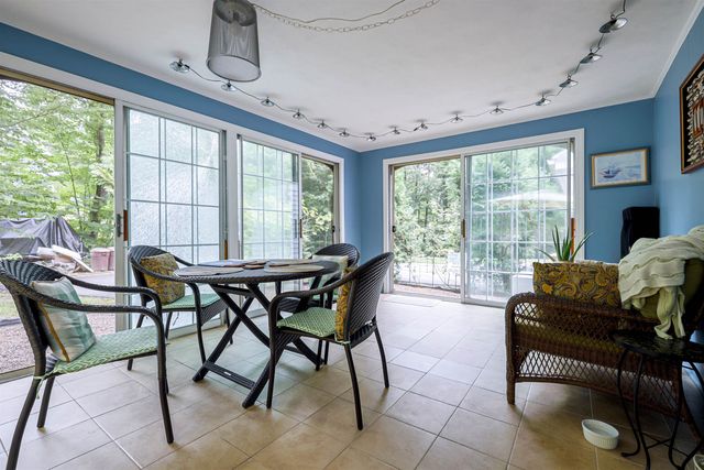 20 Buttonwood Road, Bedford, NH 03110