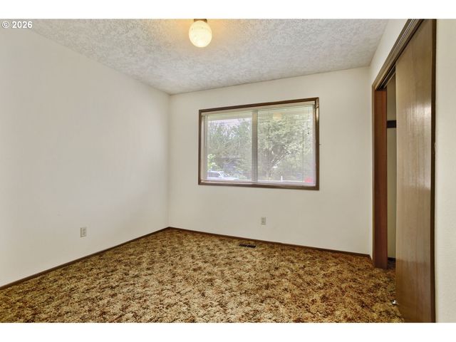 217 Se 79TH Ave, Portland, OR 97215