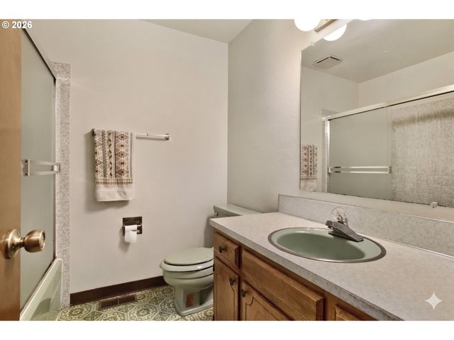 217 Se 79TH Ave, Portland, OR 97215