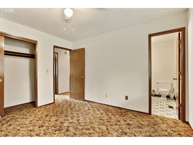 217 Se 79TH Ave, Portland, OR 97215