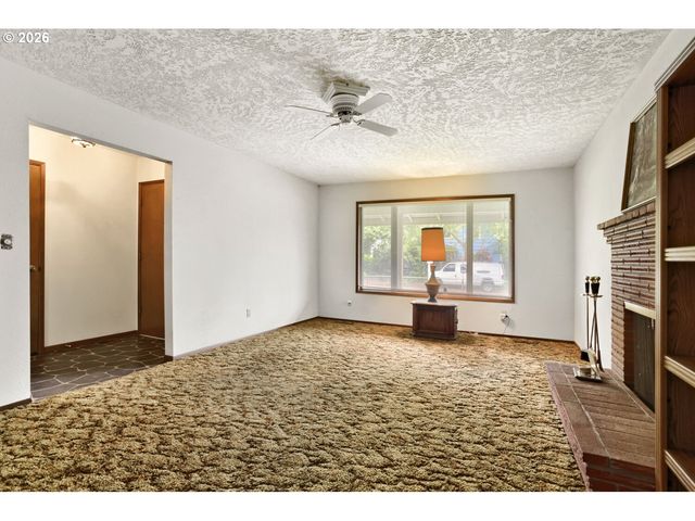 217 Se 79TH Ave, Portland, OR 97215