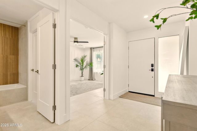 2425 W IMPALA Circle, Mesa, AZ 85202