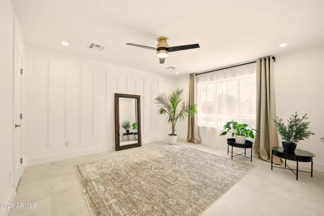 2425 W IMPALA Circle, Mesa, AZ 85202